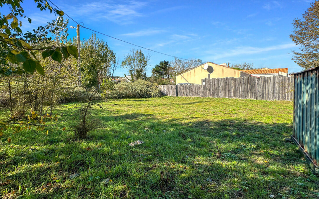 Terrain constructible – 445m² – Saint Gilles Croix De Vie
