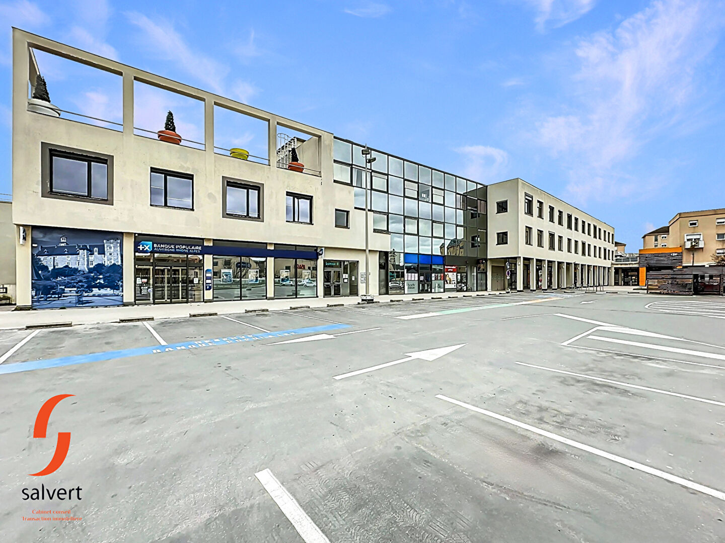 A vendre bureau 212 m² avec ascenseur