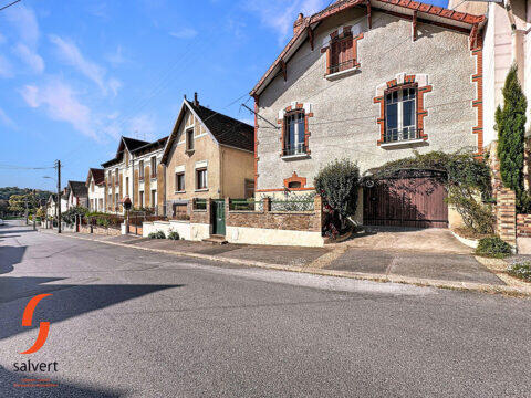 Photo de Maison à Montluçon