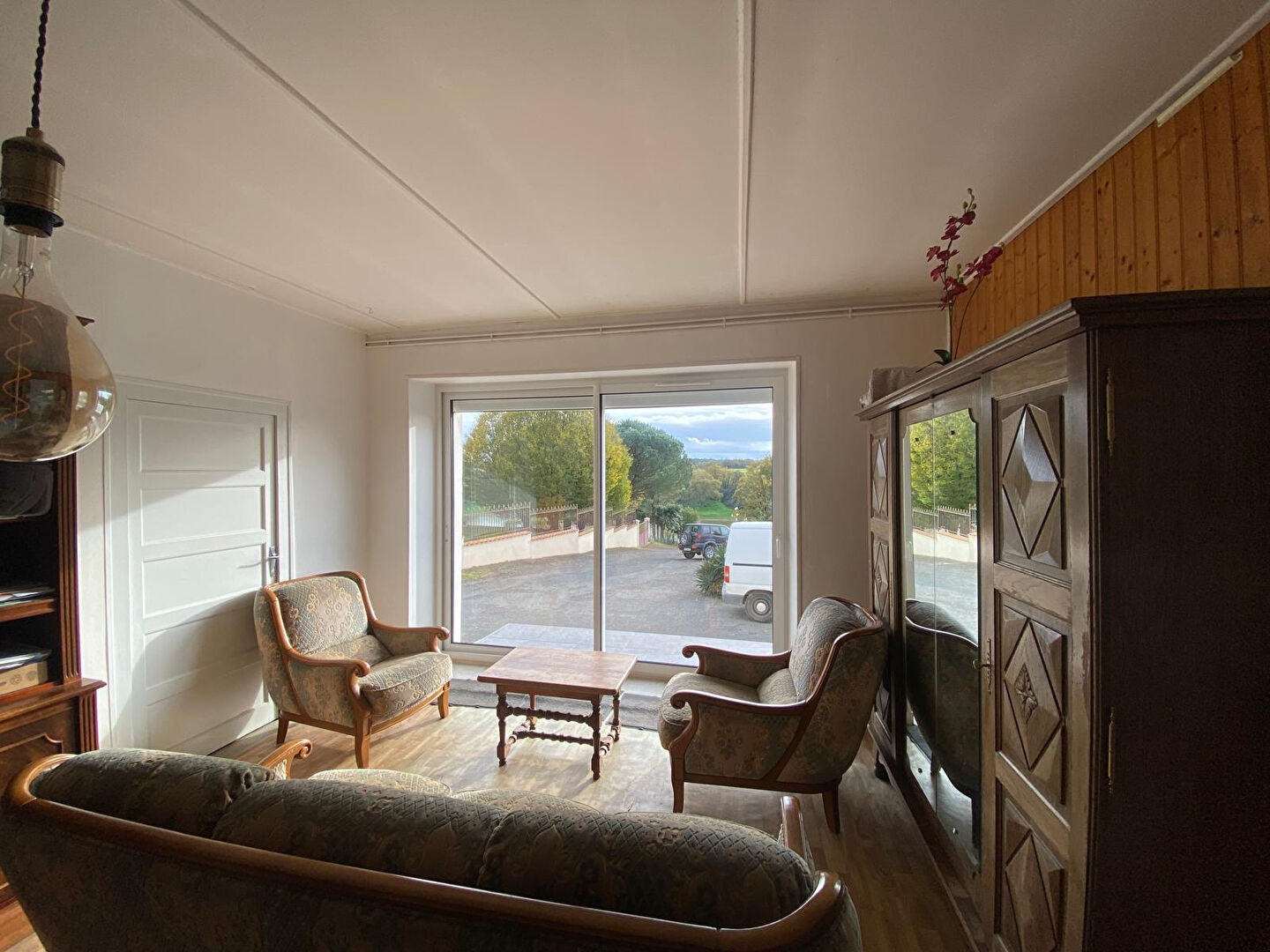 Maison de ville en pierres à rénover à MACHÉ