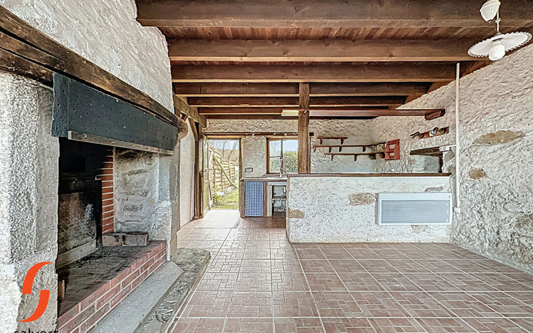 A vendre Maison de 80 m² avec jardin.