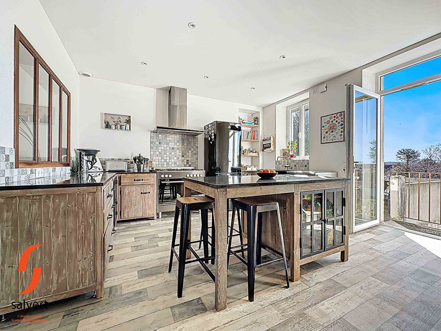 A vendre, Maison 3 chambres avec local indépendant loué 4800 /an