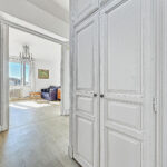 A vendre, appartement 2 chambres, ascenseur et garage.