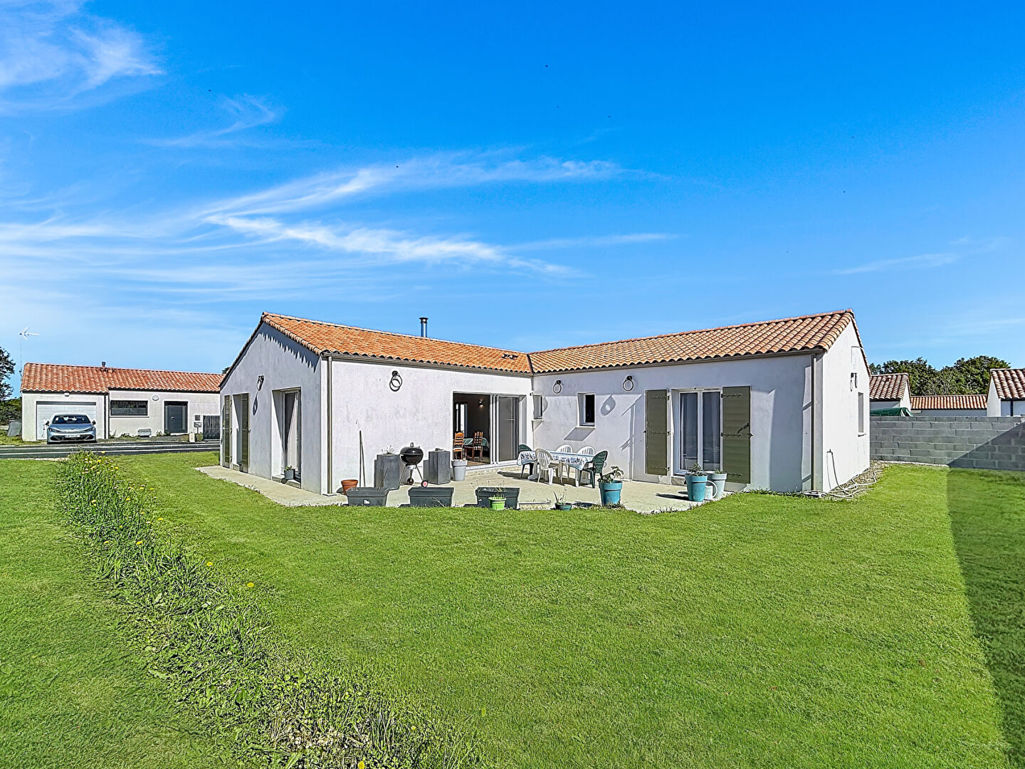 Maison traditionnelle RT2012 – 124,80m² – 4 chambres – Garage